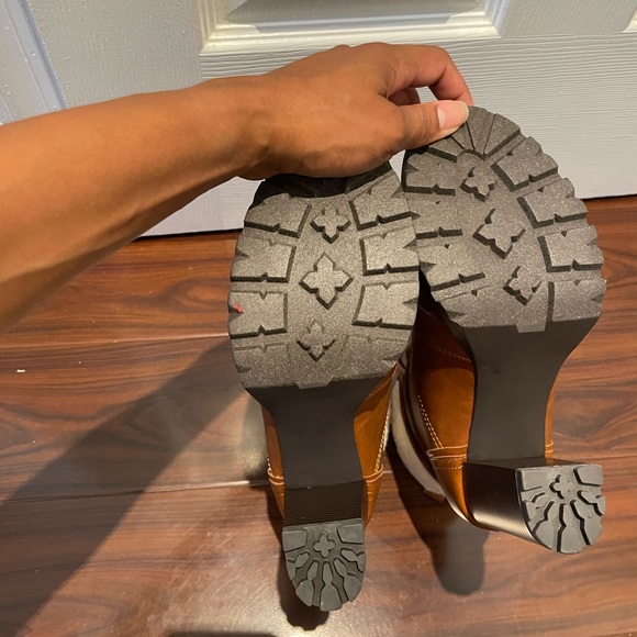 JustFab Shandee Sherpa Heeled Cognac Boots 8.5 - Picture 9 of 12